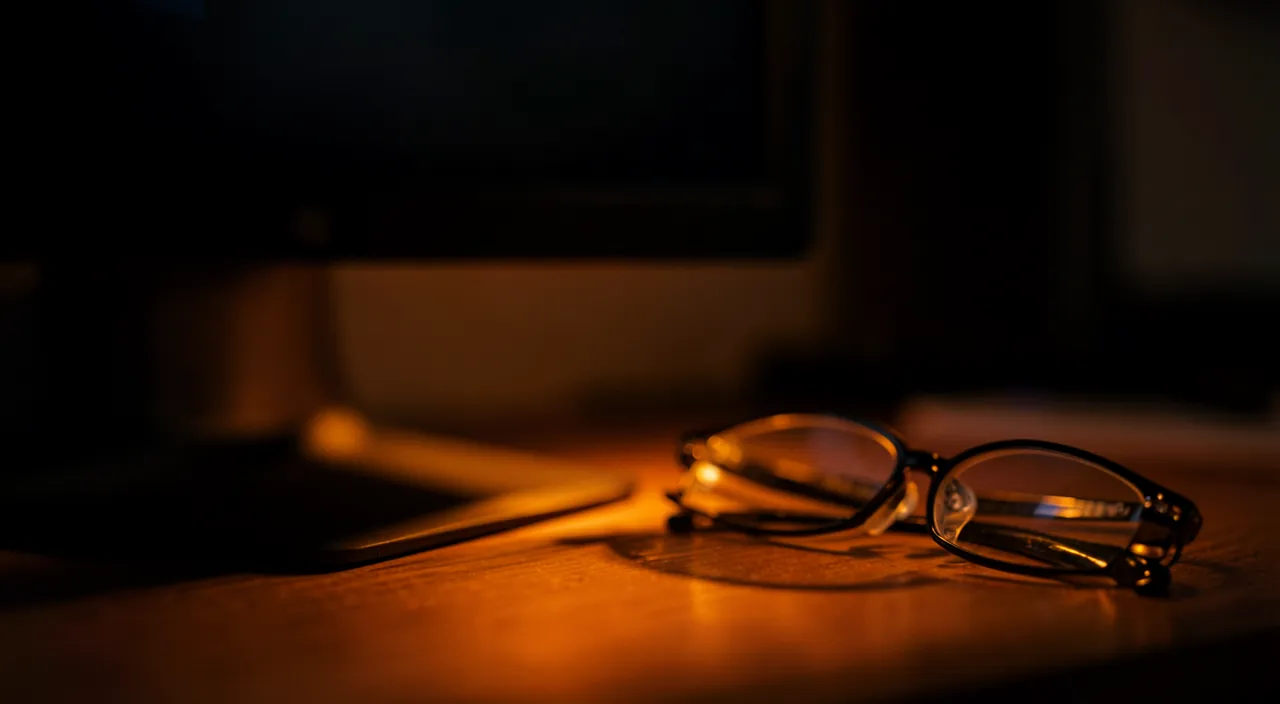 Adjusting your screen for eye comfort